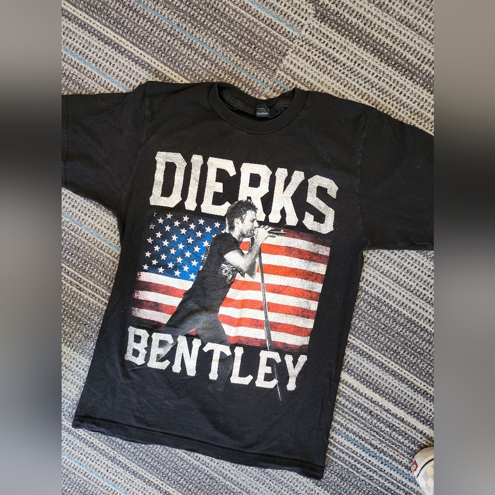 Dierks Bently Concert Tour Band Tee Black American Flag Shirt - Picture 6 of 7